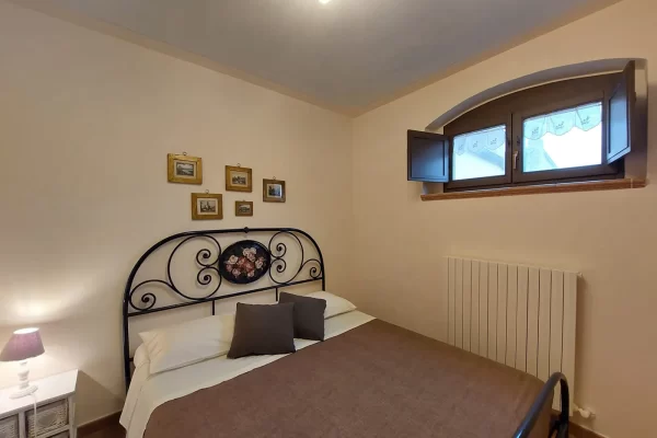 camera-matrimoniale-canto-xi-assisi-2